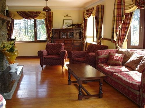 Hotel Abbey Court à Killowen Extérieur photo